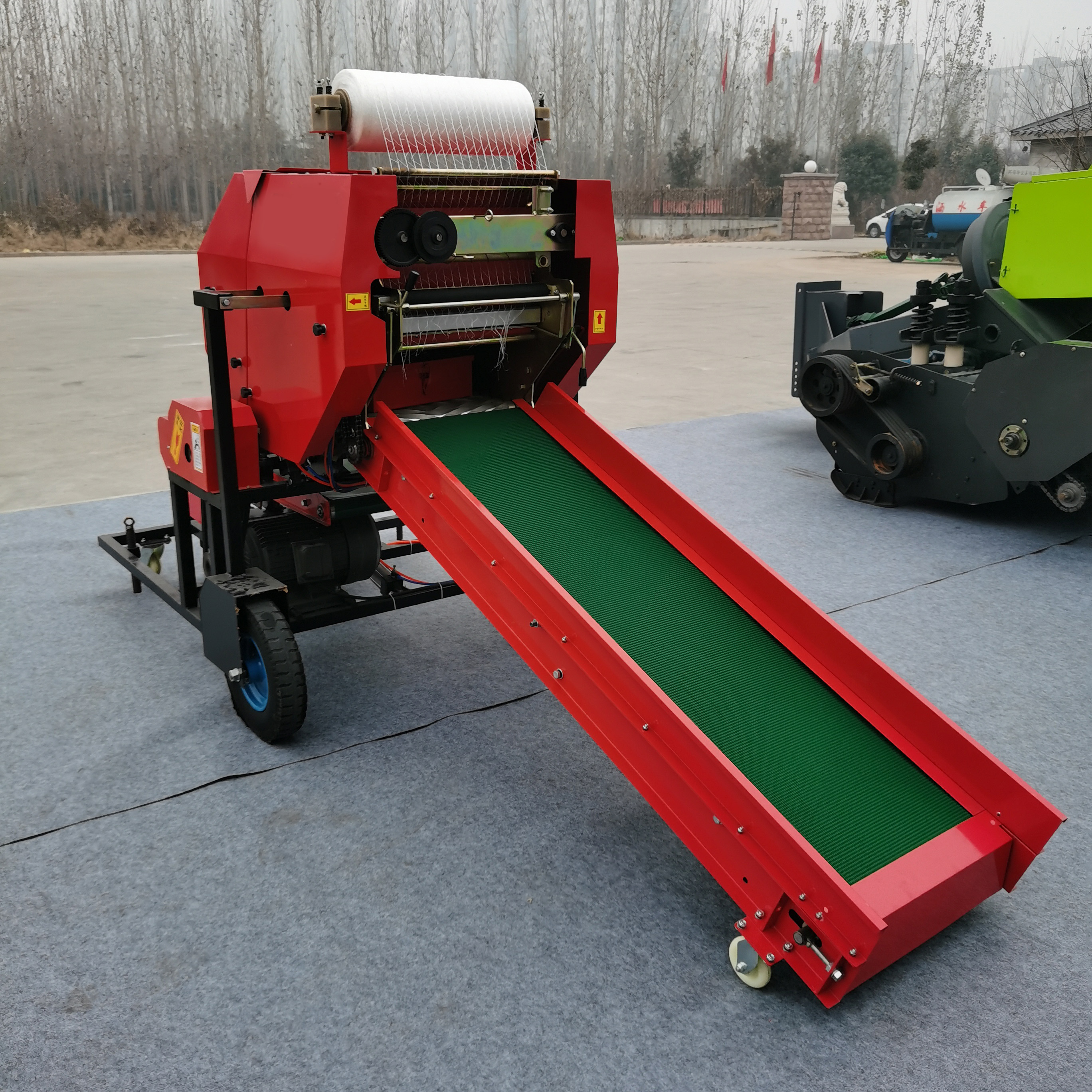 Green Storage Corn Stalk Baler - مراجعة Silage Baler Machine وسعره