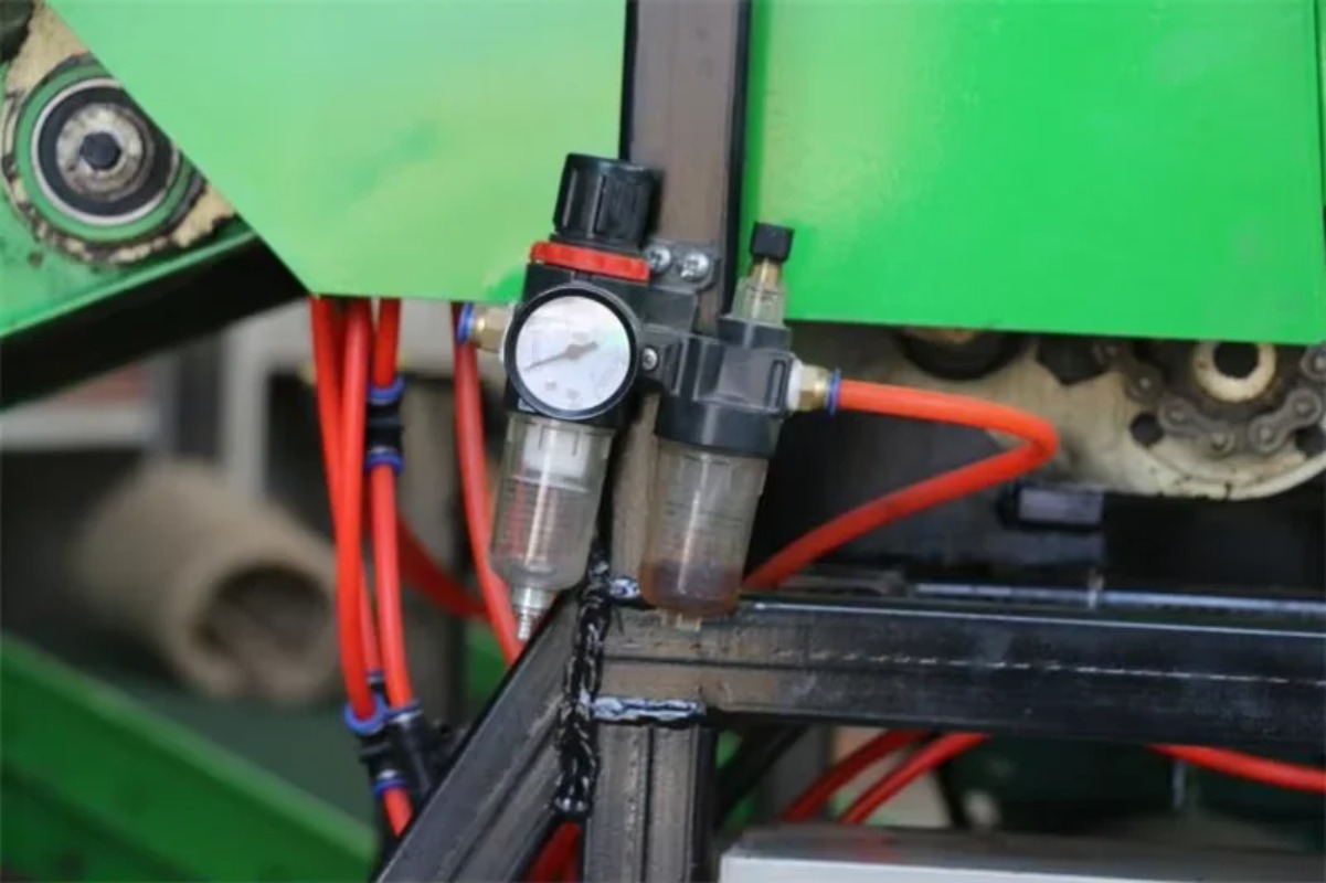 Hot Selling in the Middle East - مراجعة Silage Baler Machine وسعره